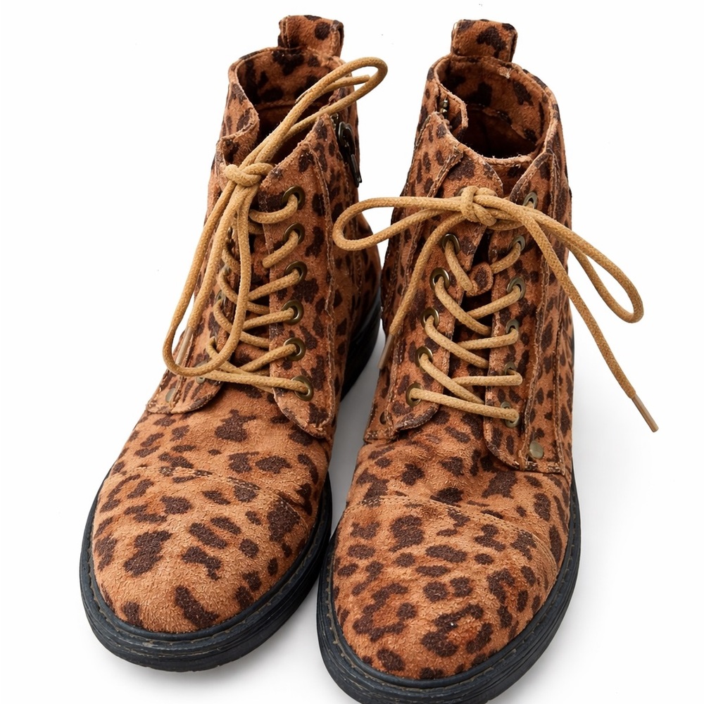 Billabong Leopard Print Lace and Zip Booties